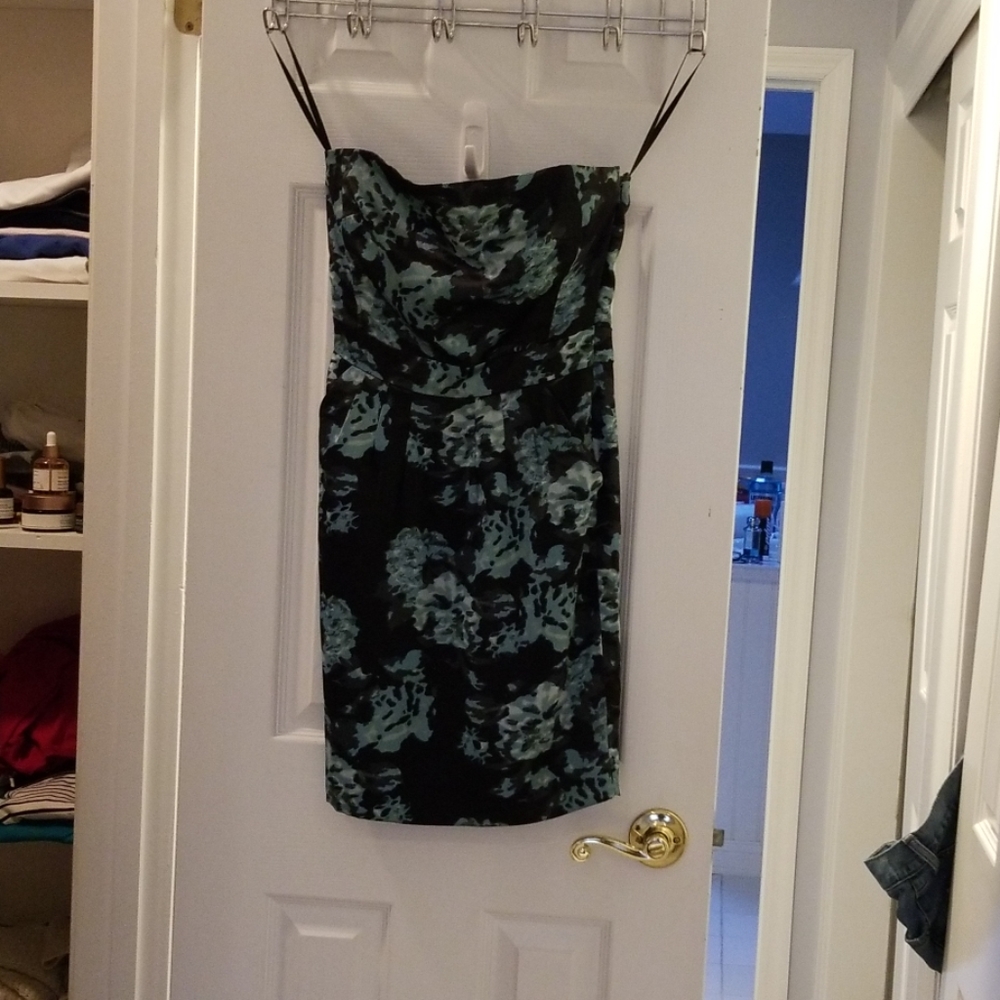 Strapless dress